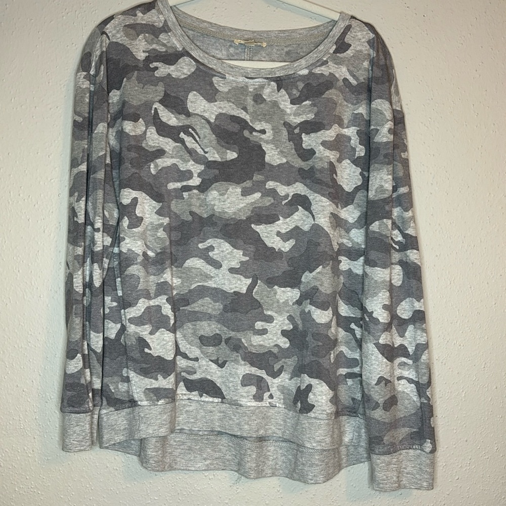 Jane and Delancy Camo Sweat shirt
